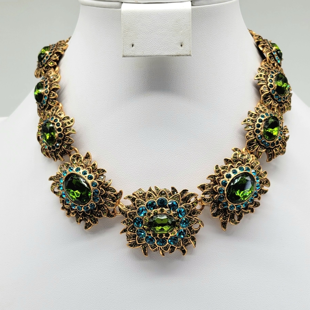Oscar de la Renta Chrysanthemum Flower Swarovski Crystal Statement Necklace
